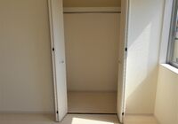 洋室2 クローゼット
