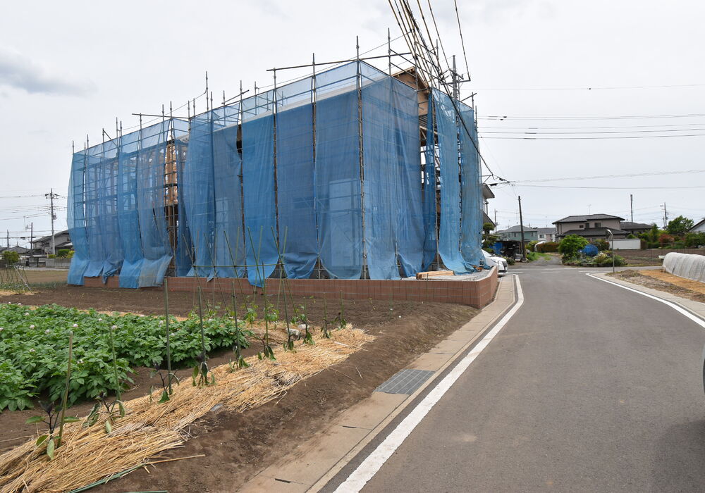 西側道路