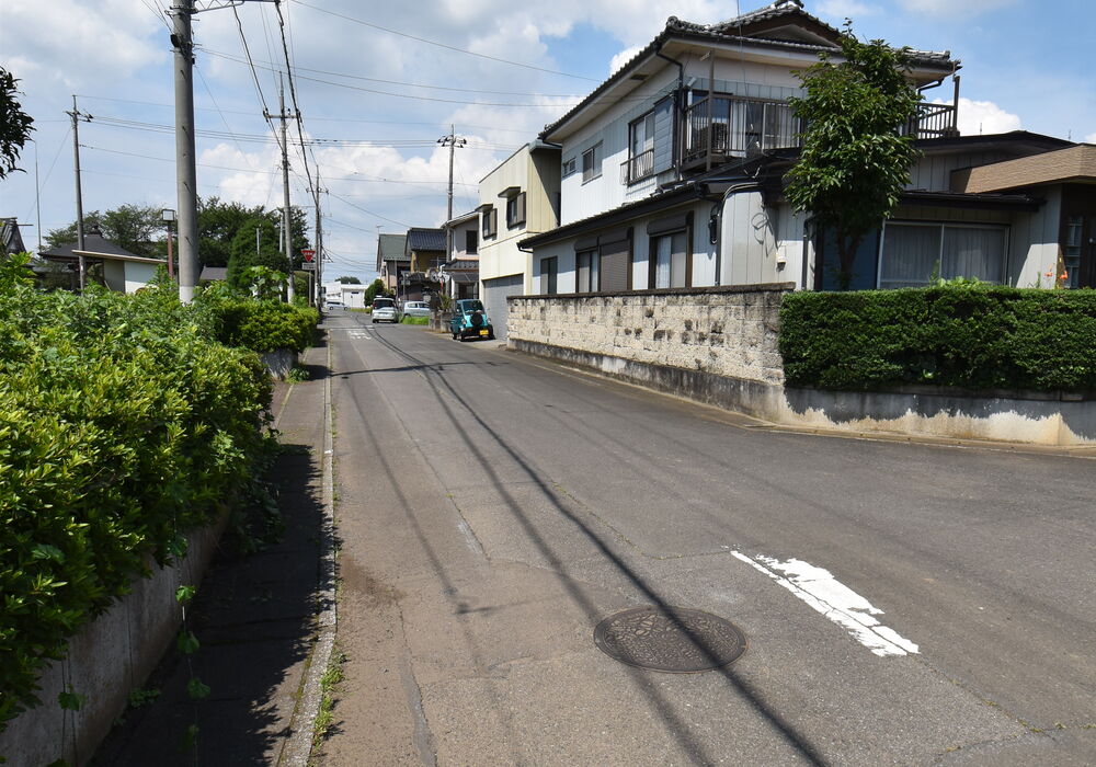 西側道路