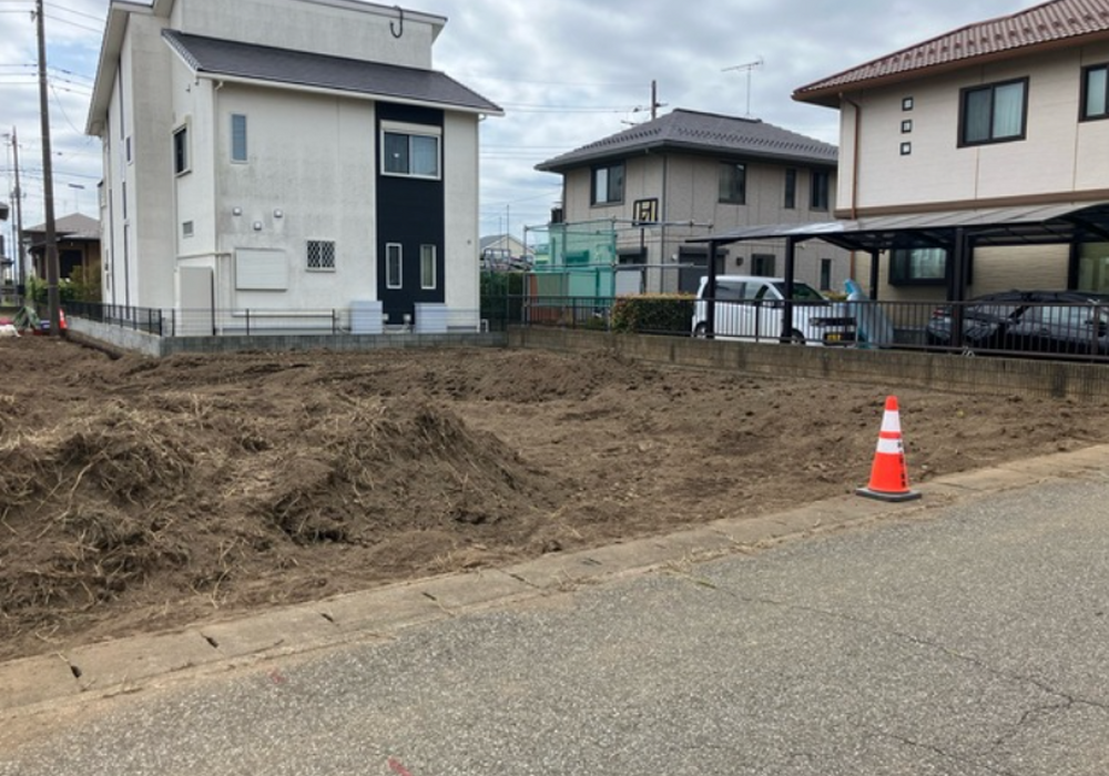 建築中