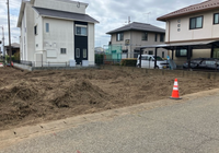 建築中